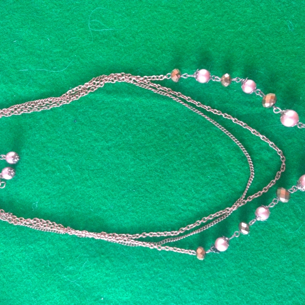 Pretty necklace & earrings